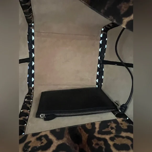 ❌SOLD❌ New $5,250 ALAIA Le Hinge Leopard-Print Calf Hair Tote Bag Handbag - Picture 13 of 16
